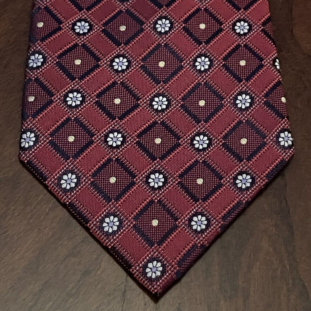 Roberto Burgundy Hand Made 100% Silk Men’s Neck Tie Made In China Long